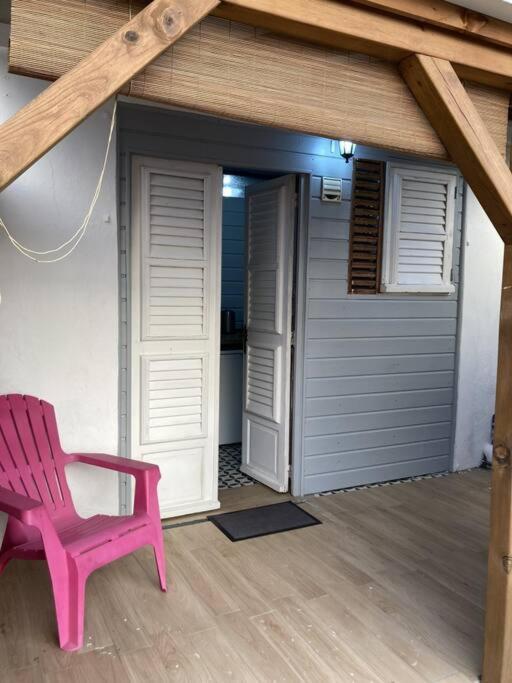 Agreable Logement, Bien Situe Schoelcher Bagian luar foto